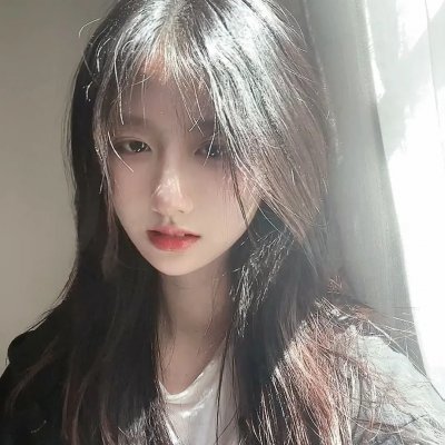 舞社里的酷女孩 海报