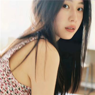 出水美人 海报